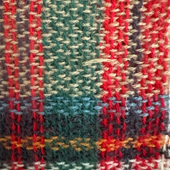 ModCloth Blanket Scarf Oversized Square Plaid Tartan Scarf - Picture 8 of 9